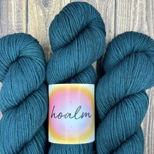 Load image into Gallery viewer, House Worsted