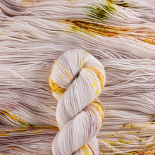 Load image into Gallery viewer, Maiden