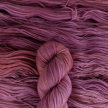 Load image into Gallery viewer, Maiden