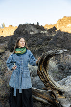 Load image into Gallery viewer, Cashmere Coloring Box