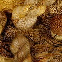 Load image into Gallery viewer, Maiden