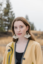 Load image into Gallery viewer, Macrame Earring Kit