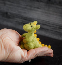 Load image into Gallery viewer, Dragon Needle Felt Kit
