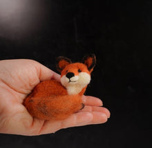 Load image into Gallery viewer, Needle Felt Fox Class
