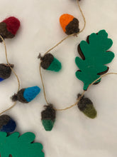 Load image into Gallery viewer, Needle Felt Acorn Class
