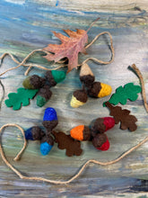 Load image into Gallery viewer, Needle Felt Acorn Class
