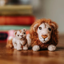 Load image into Gallery viewer, Lion &amp; Cub Kit
