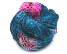 Load image into Gallery viewer, Lana Grossa Cool Wool HD
